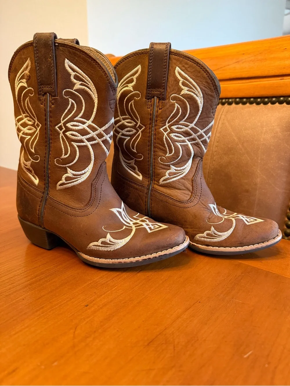 Ariat Brown Kids Girls Western Embroidered Pull-On Boots